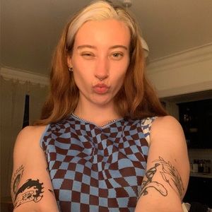 Meet your Posher, Jean